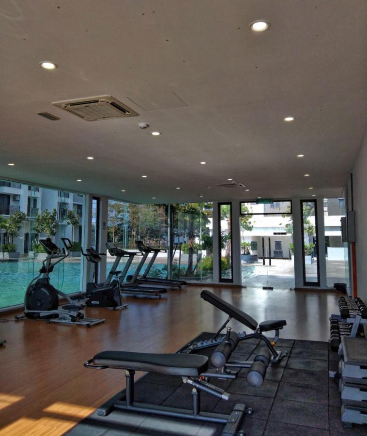 Mmg D'Tiara Homestay กาจัง ภายนอก รูปภาพ